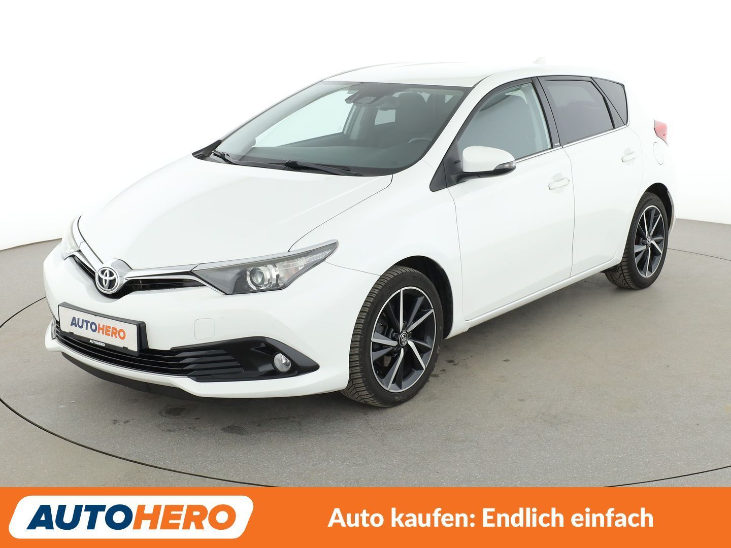 TOYOTA Auris