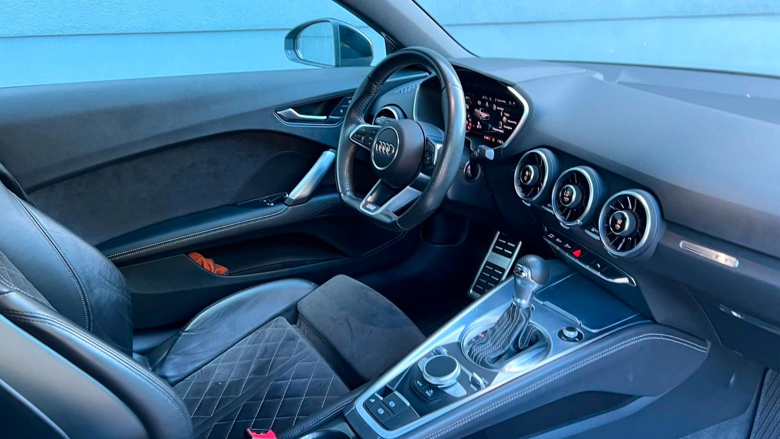 Audi TT Roadster 2.0 TFSI