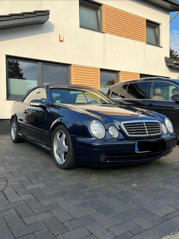 Mercedes-Benz CLK 230