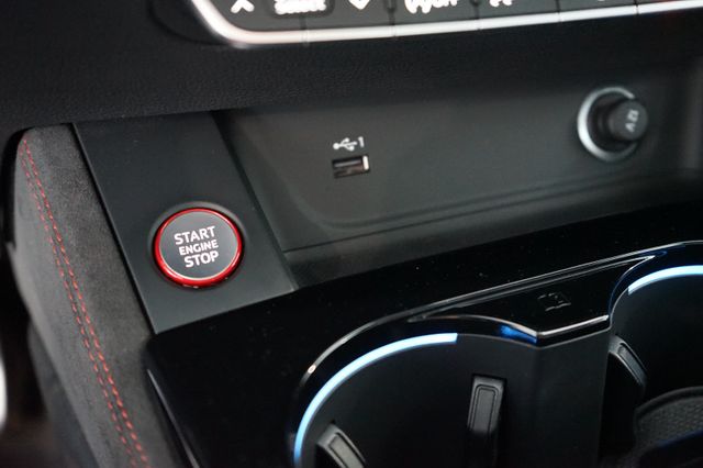 Audi RS4 competition | Bucket seats | Pano | B&O