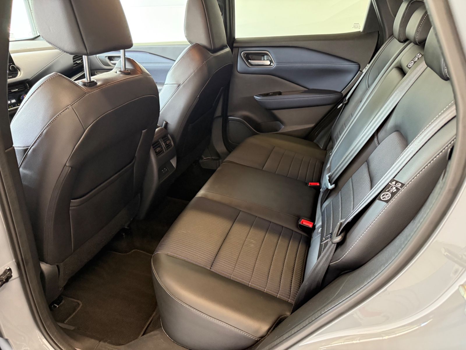 Fahrzeugabbildung Nissan Qashqai Tekna ALLRAD, 360° Kamera, Navi, WP.