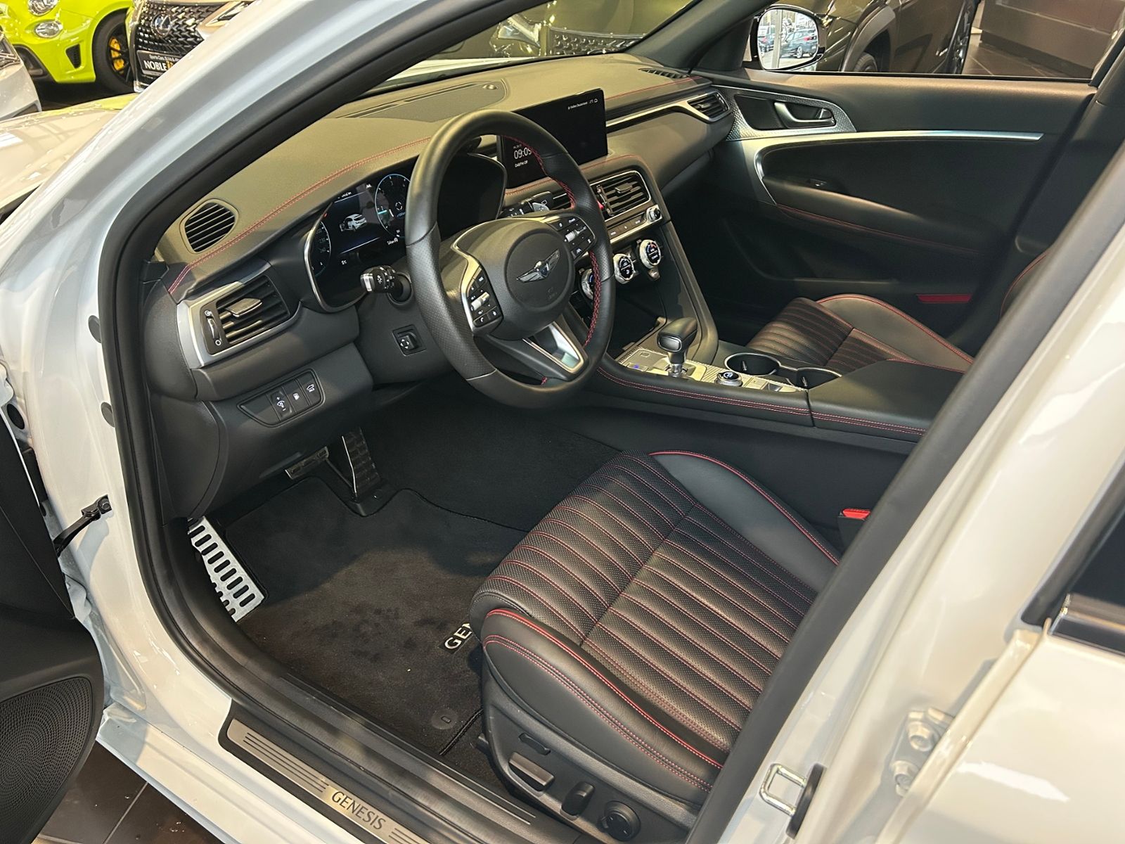 Fahrzeugabbildung Genesis G70  Shooting Brake2.2D AWD Sport Head Up D.