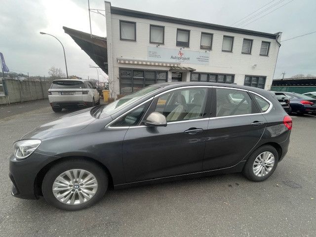 BMW 218 Baureihe 2 Active Tourer 218 i Luxury Line