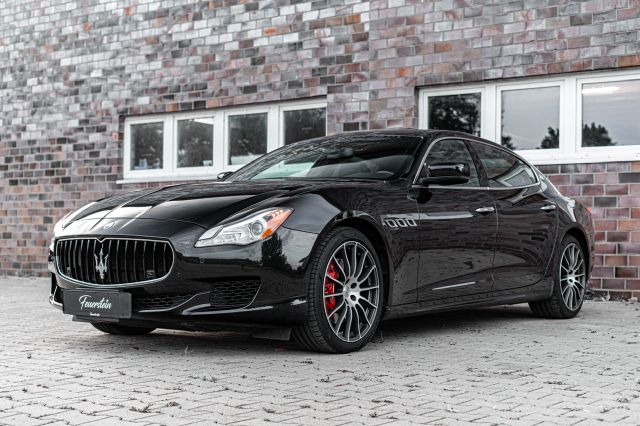 Maserati QUATTROPORTE S*TRAUMZUSTAND*WENIG KM*SAMMLER