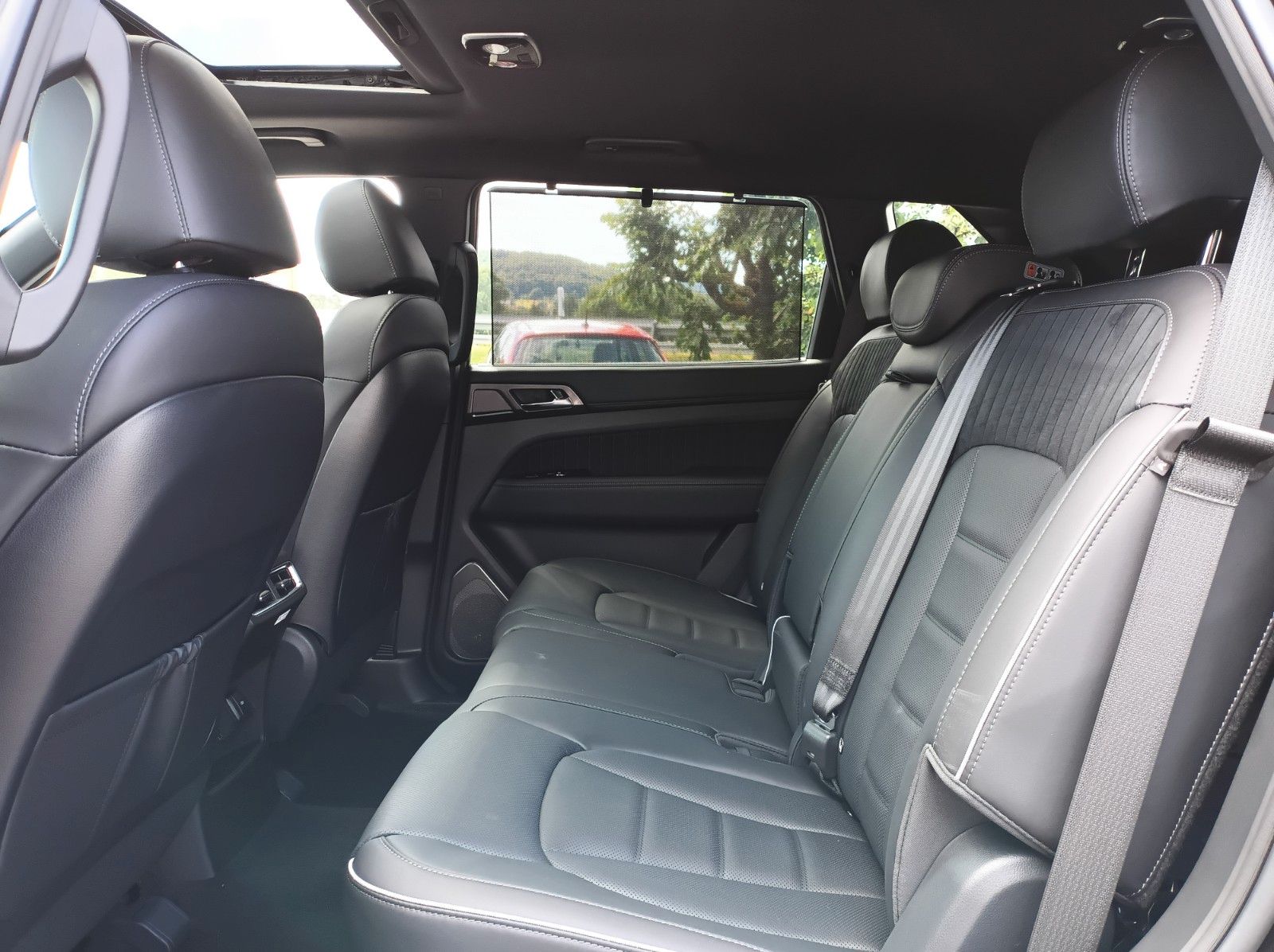 Fahrzeugabbildung KGM REXTON+BLACK+20ZOLL+PANO+360°+KAMERA+LEDER+