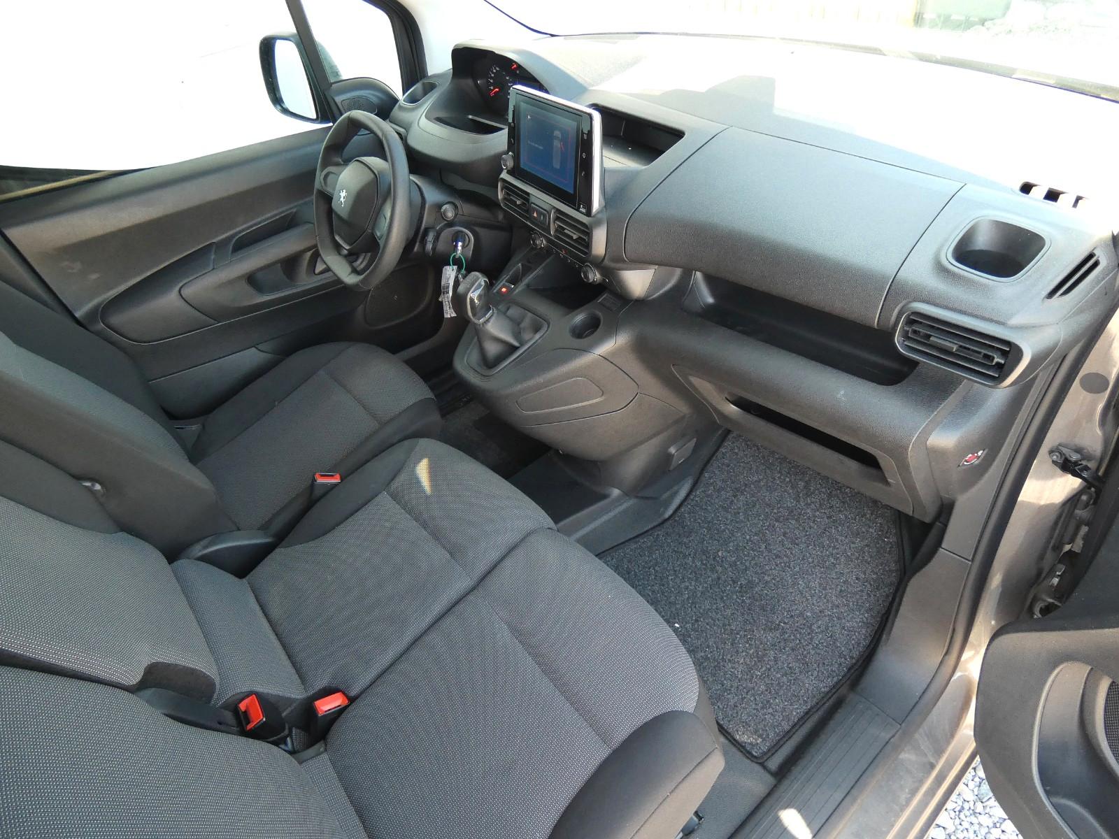 Peugeot Partner Premium L1 1.5 HDi 75KW MT5 E6dT NAVI