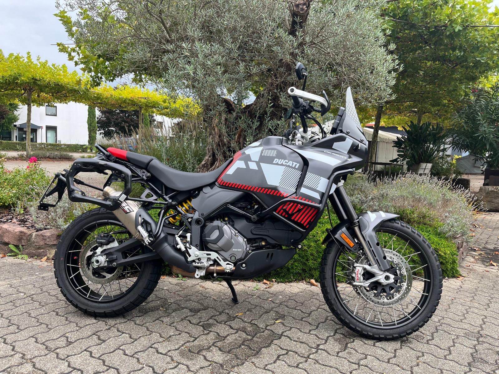 Ducati Desert X ZUBEHÖR Versand ab 214€