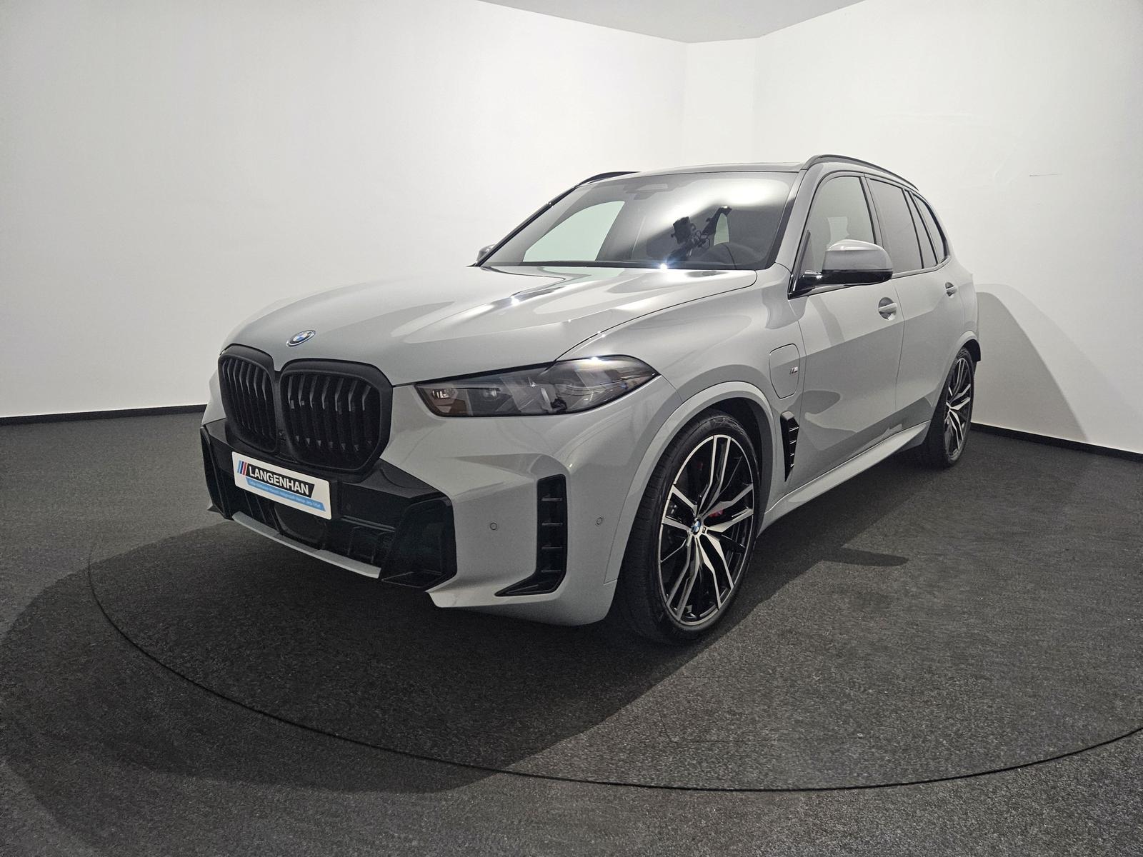 BMW X5 xDrive50e M Sport HUD Softclose Luftfahrwerk