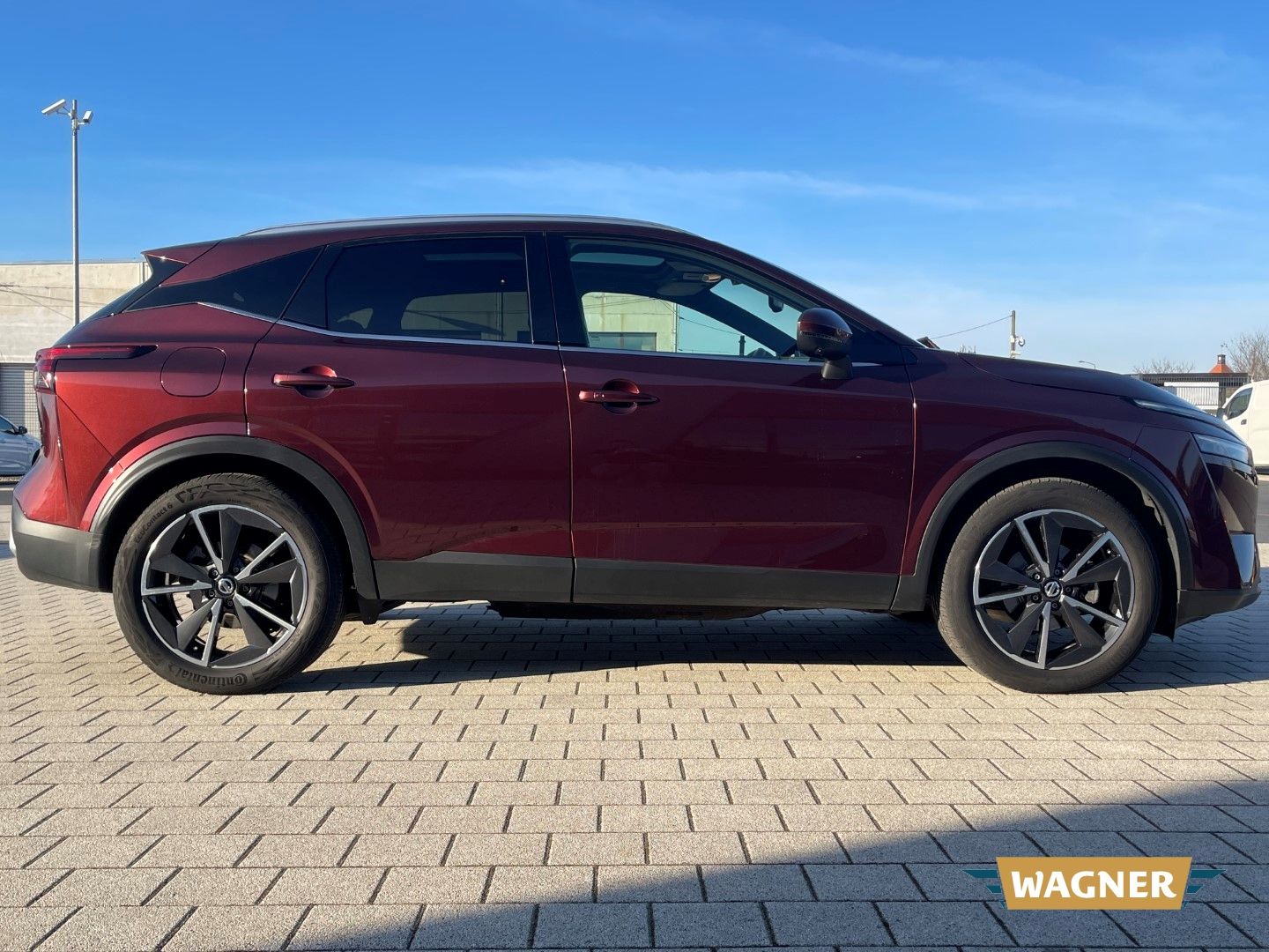 Fahrzeugabbildung Nissan Qashqai Tekna 4x4 1.3 DIG-T MHEV Hybrid