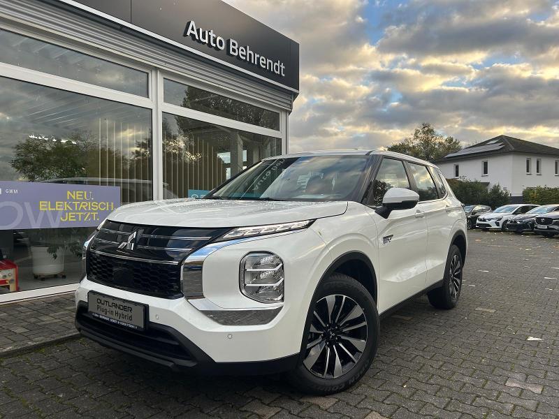 Mitsubishi Outlander Plug-in Hybrid 2.4L Basis