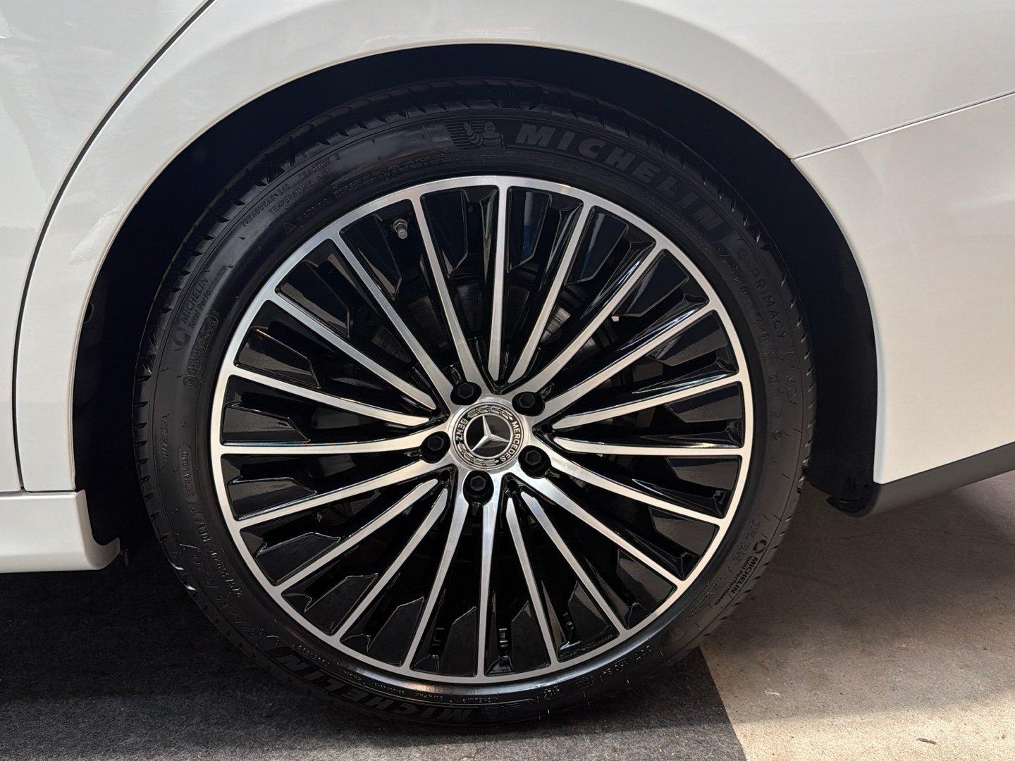 Mercedes-Benz E 220 d T AMG Night Pano DigitalLight Distronic