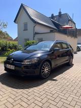 Volkswagen Golf 7 Facelift 1.6 TDI TÜV Garantie 