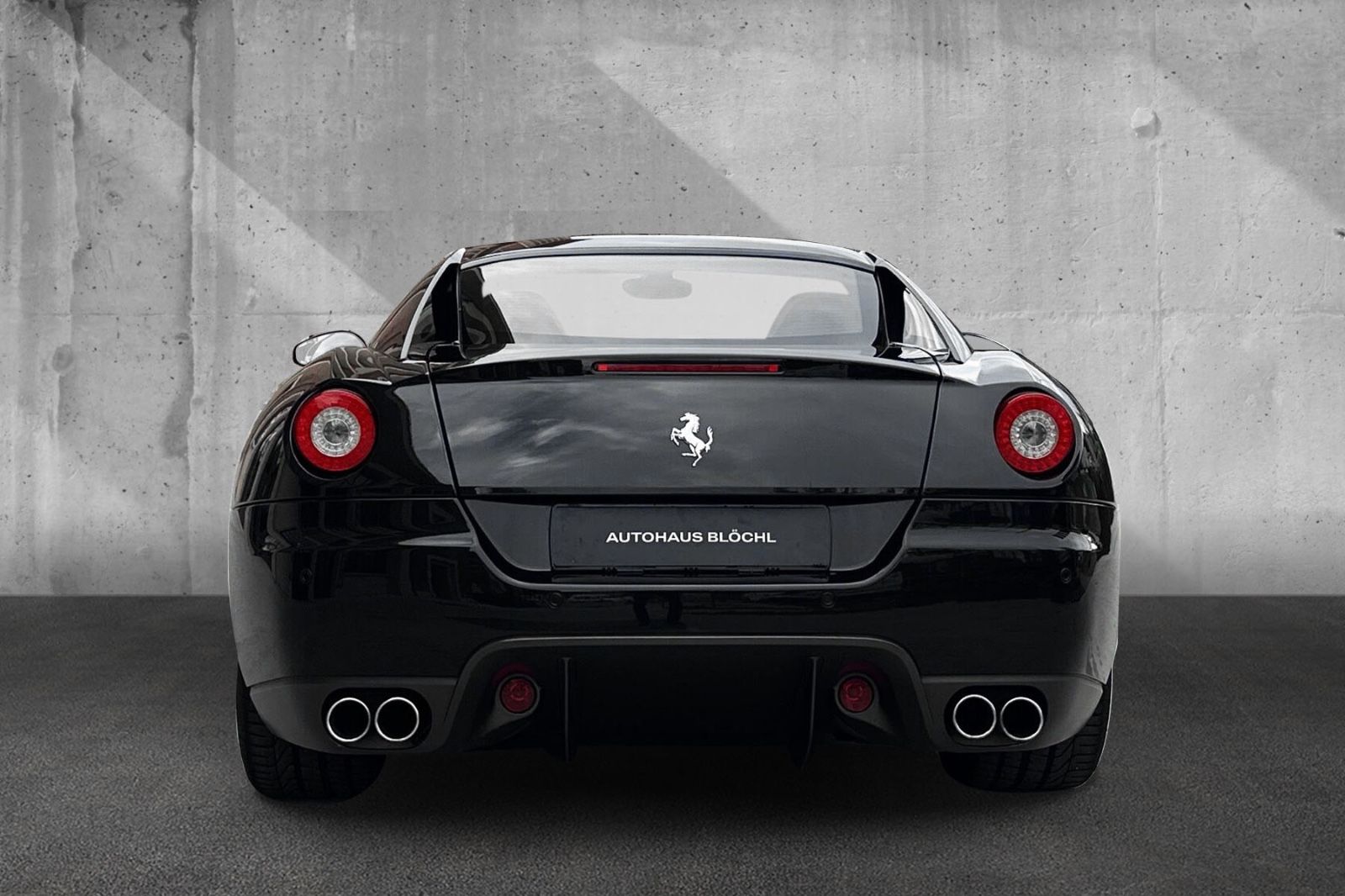 Fahrzeugabbildung Ferrari 599 GTB F1*Challenge Felgen*Embleme