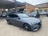 Mercedes-Benz T-Modell E 350 d*7Sitzer*AMG Line* - Mercedes-Benz: Sitzer