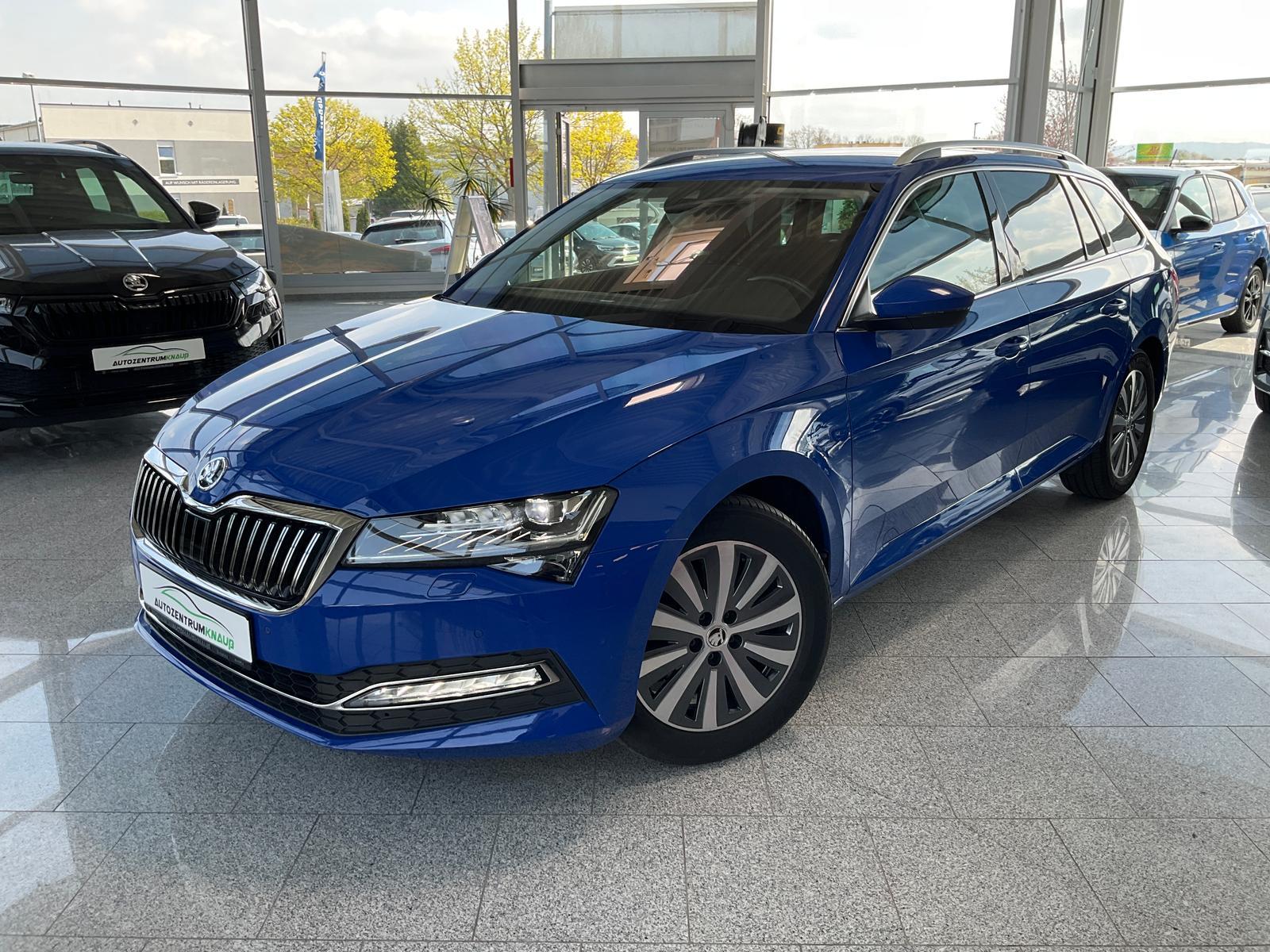 Skoda Superb 2.0TDI ACC AHK DCC Navi Standheizung Matr
