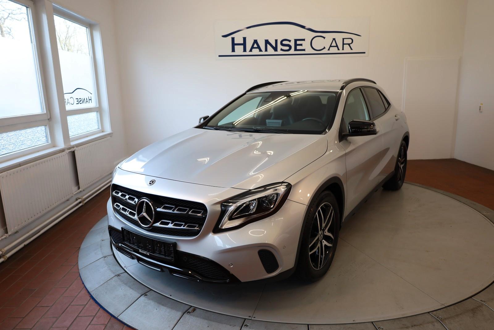 Mercedes-Benz GLA 180 / Navi / R.Kamera / 1 Jahr Garantie !
