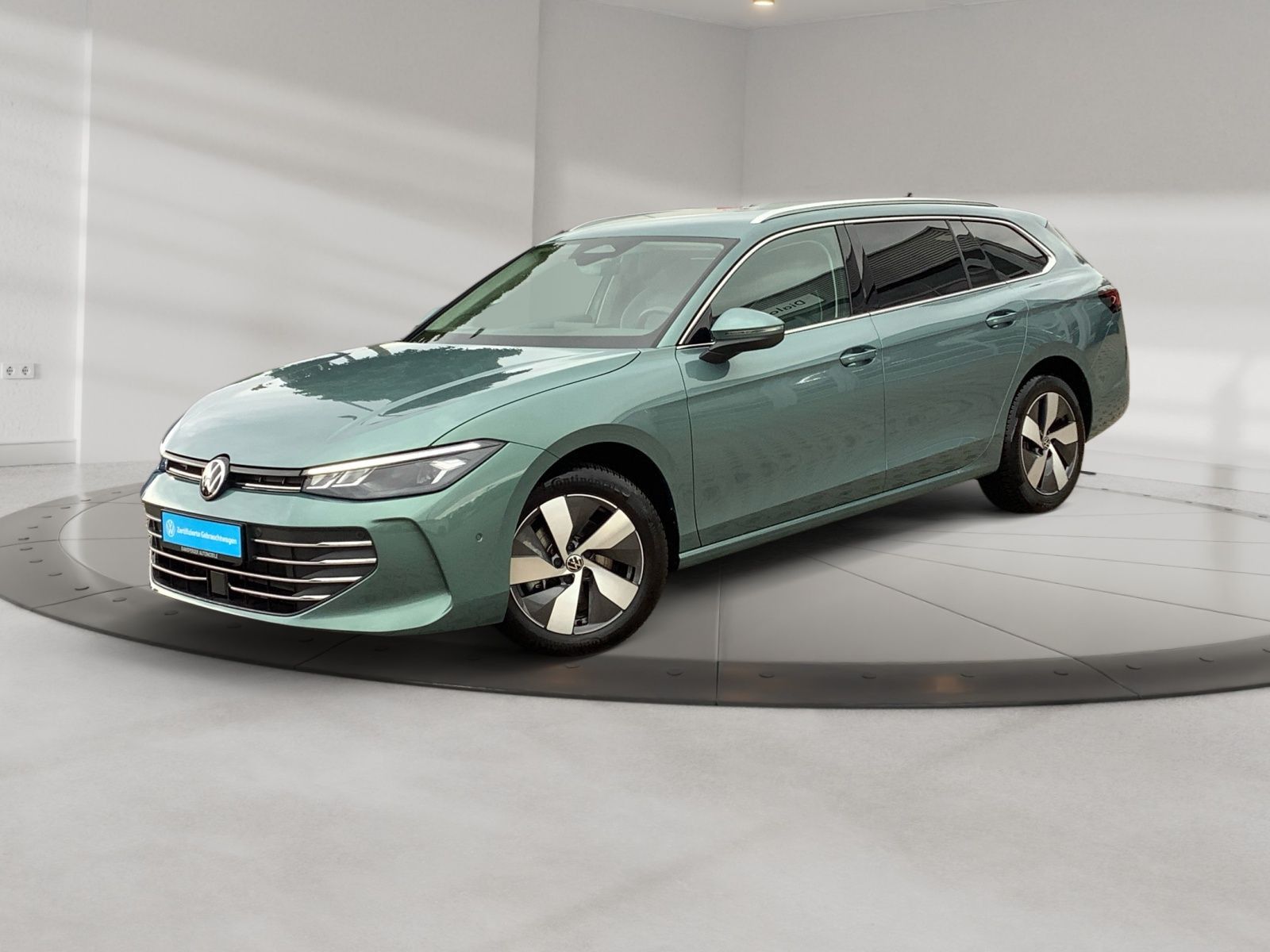 Volkswagen Passat Variant 1.5 TSI DSG Business ACC LED Navi foto 2