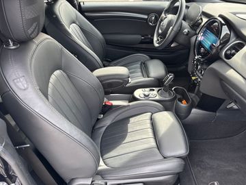 MINI Cooper SE DAB LED RFK Navi Komfortzg. ACC Shz