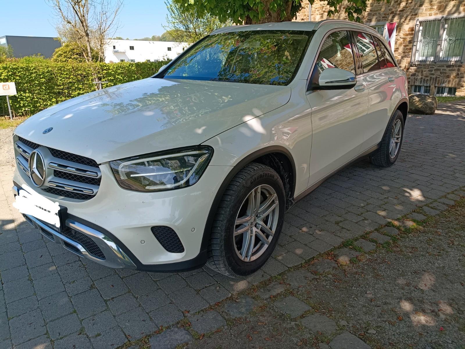 Mercedes-Benz GLC 220d 9G LED,Park+Komfort+Business,AHK,1.Hand