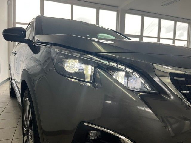 3008 Hybrid4 300 GT