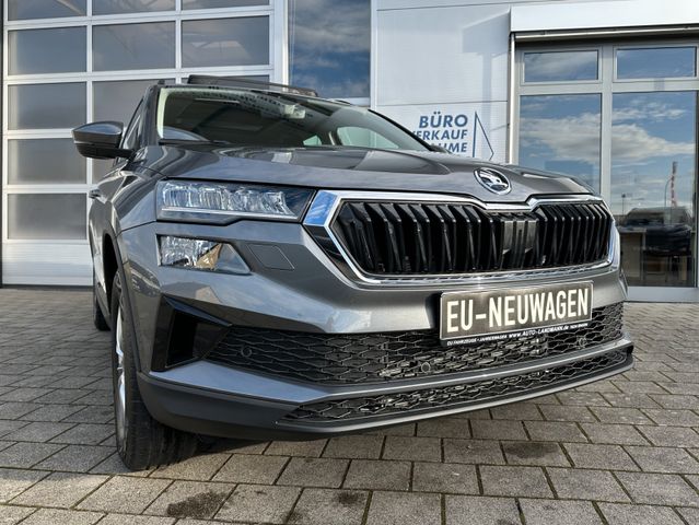 Skoda Karoq 1.5 TSI DSG Selection PANO AHK KAM 5J GAR