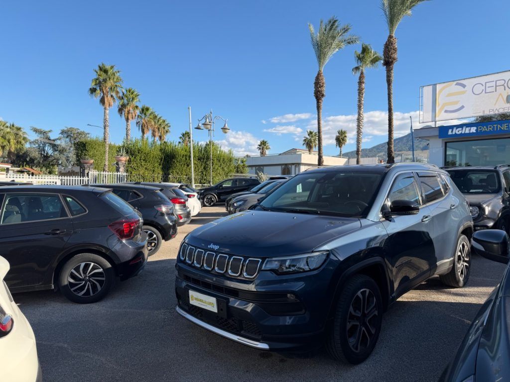 Jeep Compass 1.6 Multijet Limited TUO DA €210,00