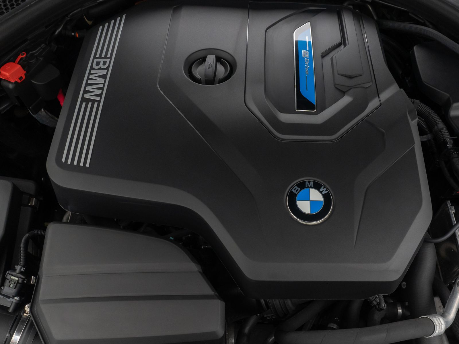 Fahrzeugabbildung BMW 320e DAB Kamera Alarm H/K Sport Leder Komfort