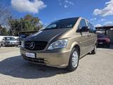 Mercedes-Benz Mercedes-benz Vito 2.2 113 CDI Kombi Crew Long - Mercedes-Benz Vito mit Diesel-Antrieb: Braun