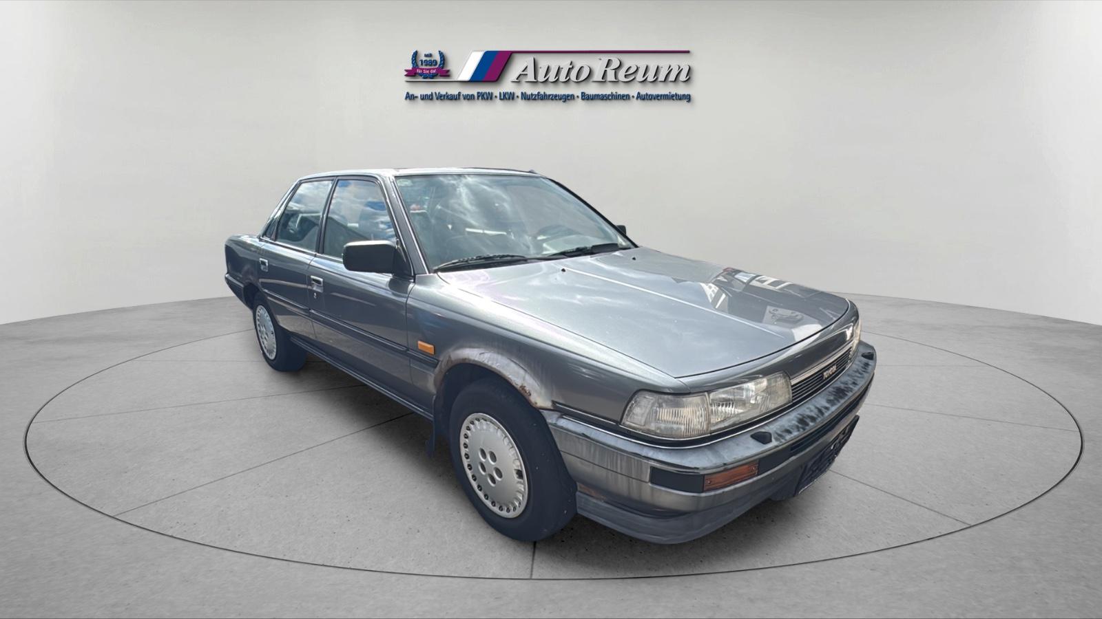 Toyota Camry 2.0 Automatik AHL OLDTIMER SCHIEBEDACH