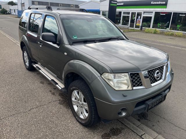 Nissan Pathfinder Cobra 2.5 dCi Comfort