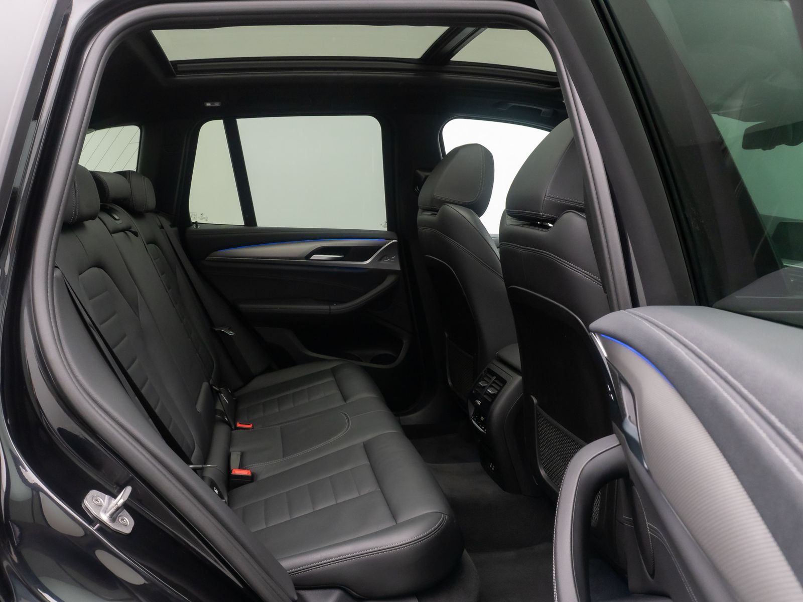 Fahrzeugabbildung BMW X3 M Komfort HUD DAB Kamera Panorama 21Zoll