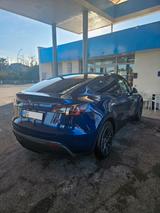 Tesla Model Y Standard Hinterradantrieb Standard - Tesla Gebrauchtwagen von 2024