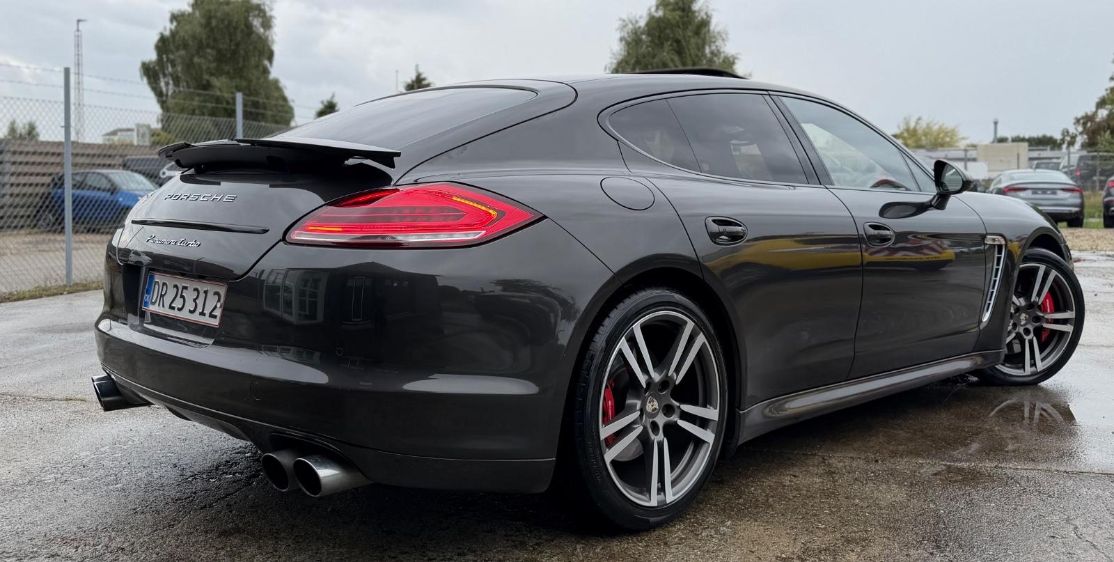 Porsche Panamera Turbo 4.8 V8 500ch - Burmester - PDCC - Pack Chrono - Suspension pneumative