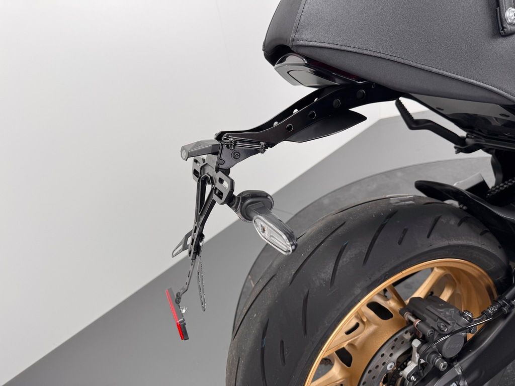 Fahrzeugabbildung Yamaha XSR 900 *TOP-ZUSTAND *WENIG KILOMETER