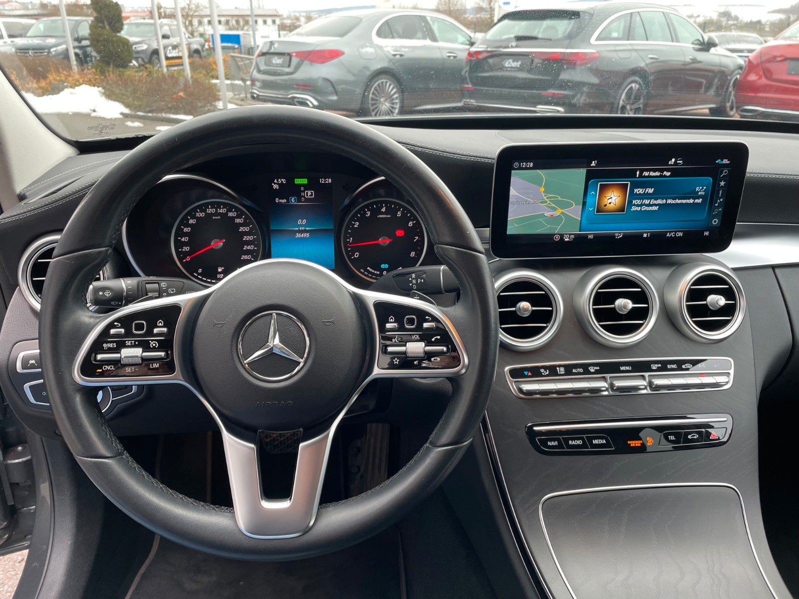 Fahrzeugabbildung Mercedes-Benz C 200 T AMG+Burm+AHK+Ambiente+360+Night