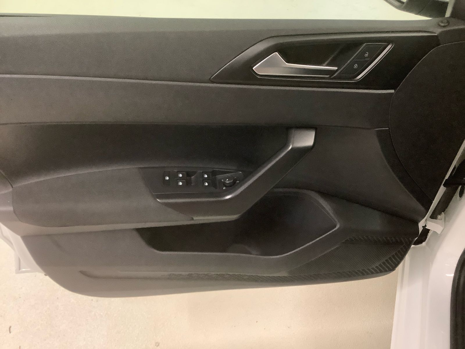 Polo 1,0 l 59 kW LED, Klima, SHZ, PDC