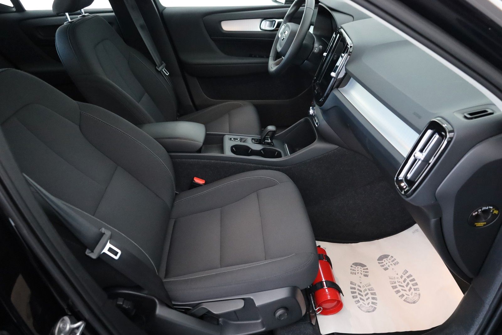 Fahrzeugabbildung Volvo XC40 Inscription Expression,Navi,LED,SH,Kamera