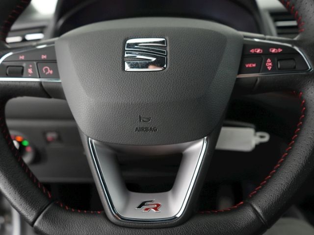 Arona TSI FR+PARKPILOT+SPORTSITZE+LED TAGFAHRLIC