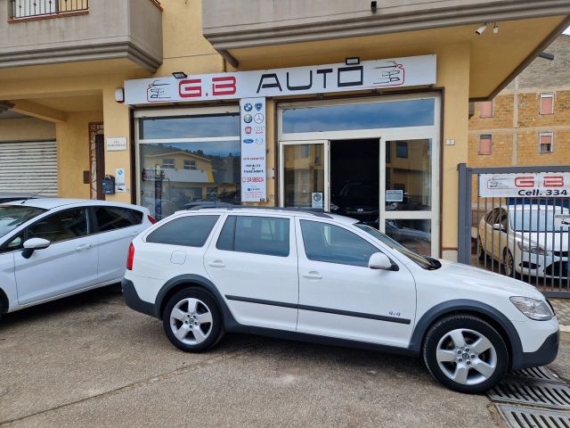 Skoda SKODA OCTAVIA SCOUT 4X4 2.0 TDI 140 CV KM CERTIF