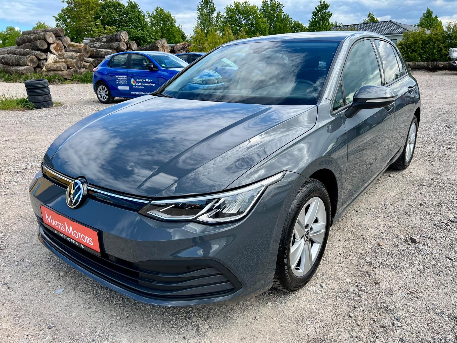 Volkswagen Golf 1.5 eTSI OPF DSG Life GZJR AAC SHZ KAMERA