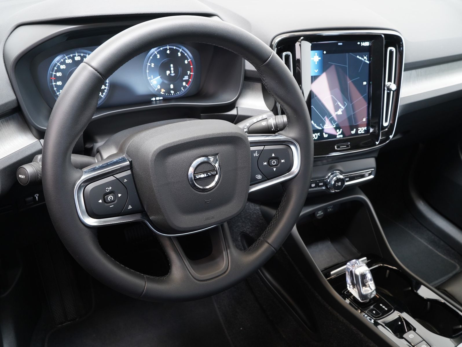 Fahrzeugabbildung Volvo XC40 B4 B Inscription LED/NAVI/ACC/LEDER/360°