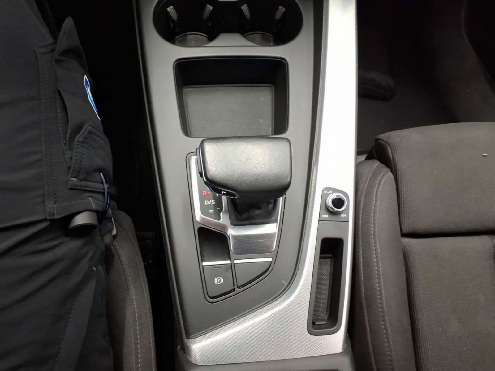 Audi A4 - Bild 10