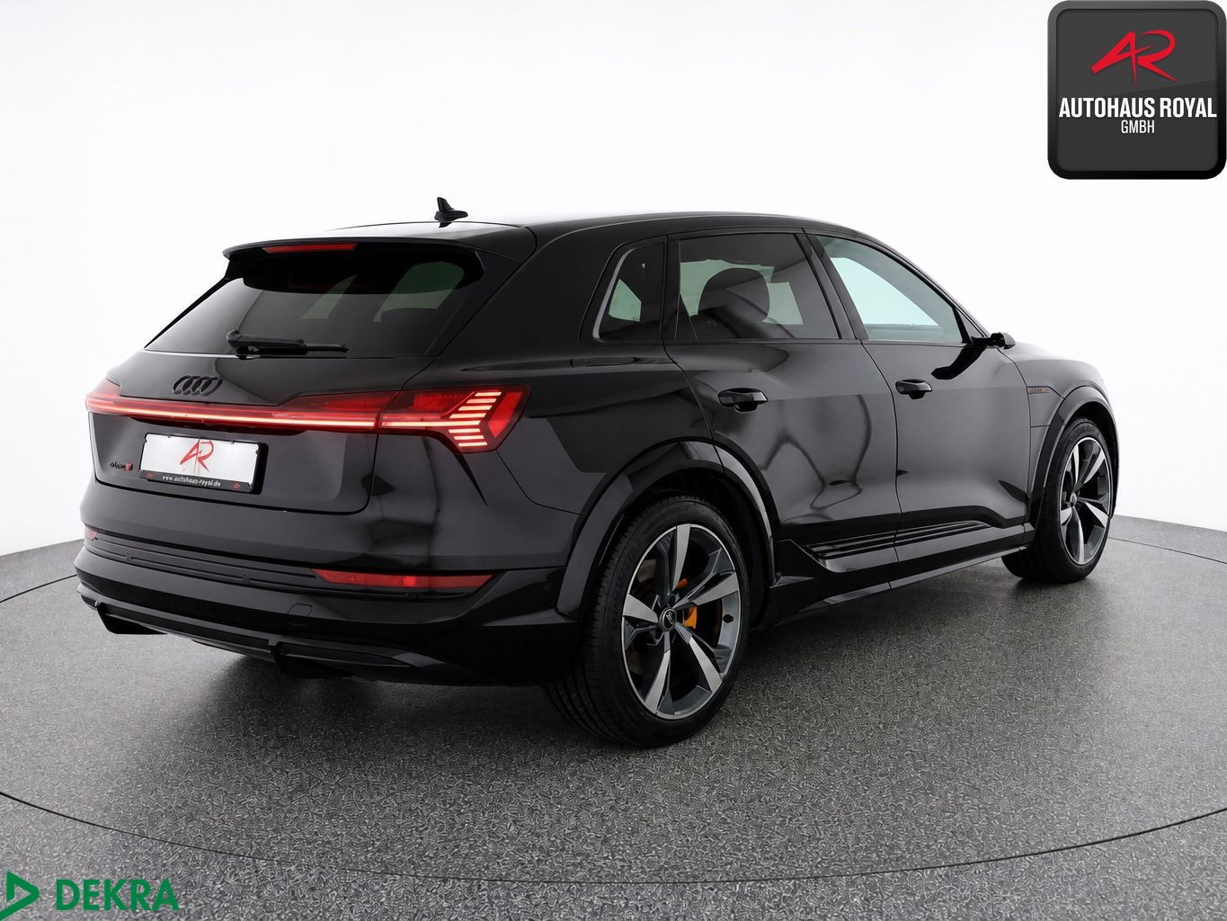 Audi e-tron S qu HUD,360° KEYLESS ACC MEMORY CARPLAY foto 5