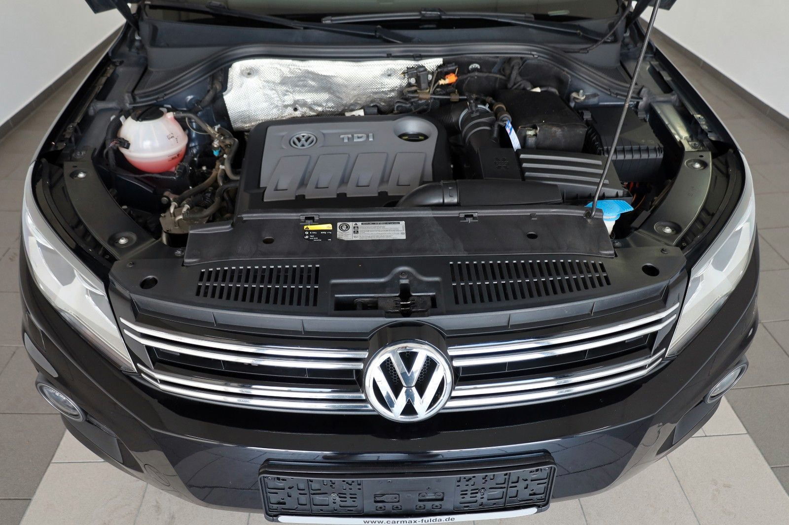 Fahrzeugabbildung Volkswagen Tiguan Track&Style 4M Alcantara,Navi,SH,PDC,AHK