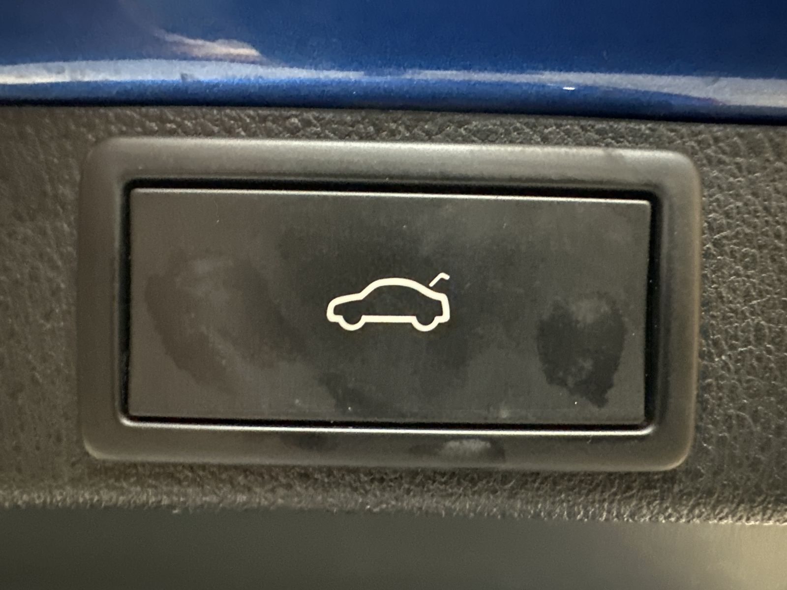 Fahrzeugabbildung SKODA Octavia Combi 4x4 Sportline NAV+LED+PANO+HEAD-UP