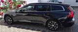 Volvo V60 B4 Plus Dark Business-Paket