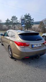 Hyundai i40 cw 1.7 CRDi Premium 100kW Automatik Premium - gebrauchte Hyundai i40 aus dem Jahr 2011