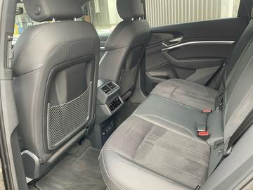صورة مصغرة 21 لـ 2023 AUDI Q8 E-TRON