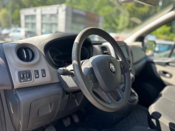 Renault Trafic - 9