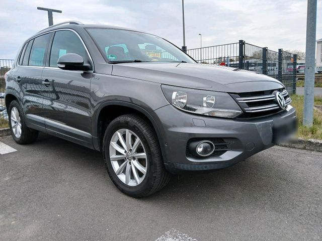 VW Tiguan TDI 4Motion Track+Field